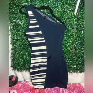 Women’s medium guess by Marciano dress